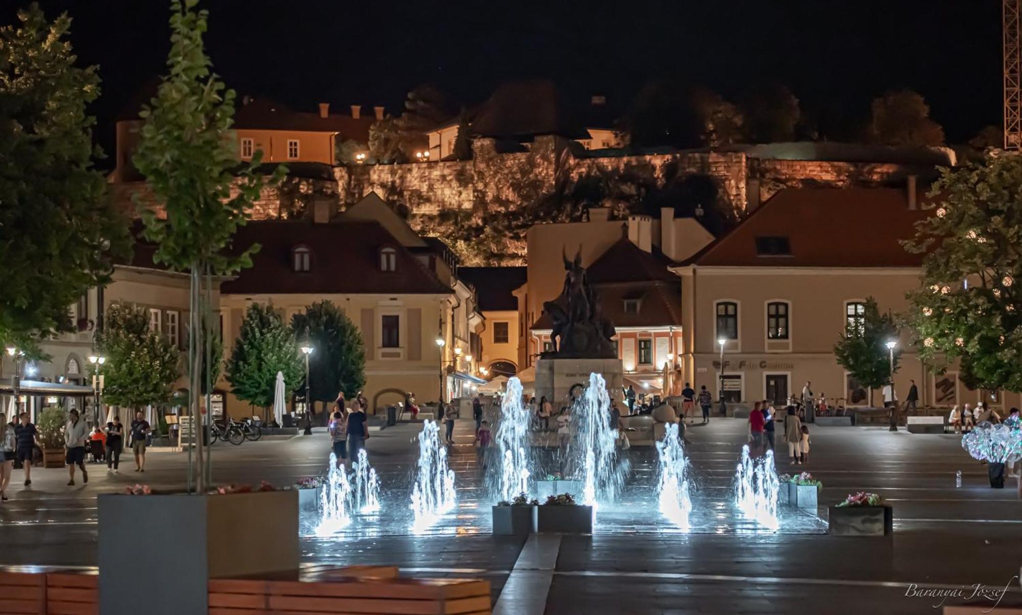 Eger Tower View Apartment Luaran gambar