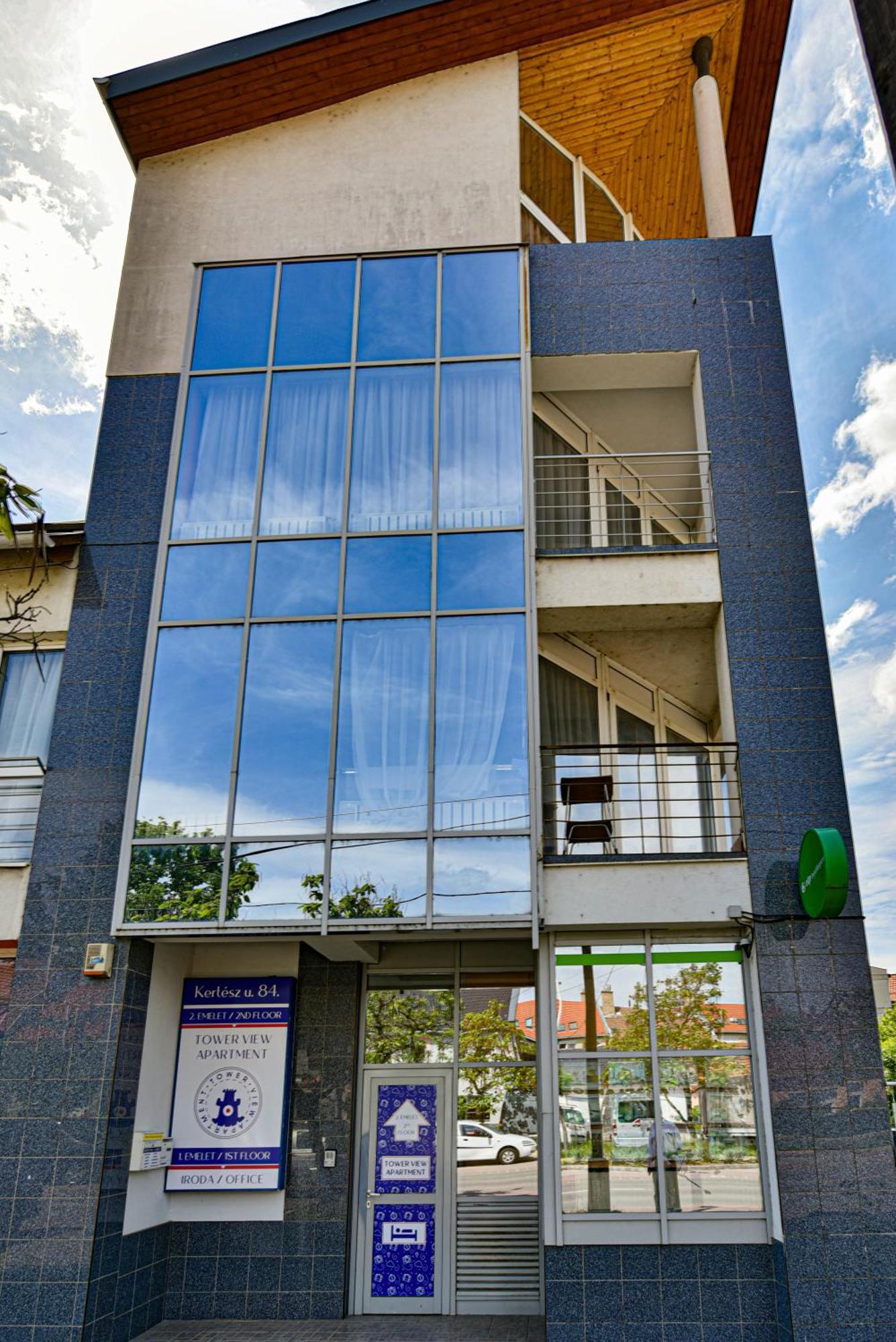 Eger Tower View Apartment Luaran gambar